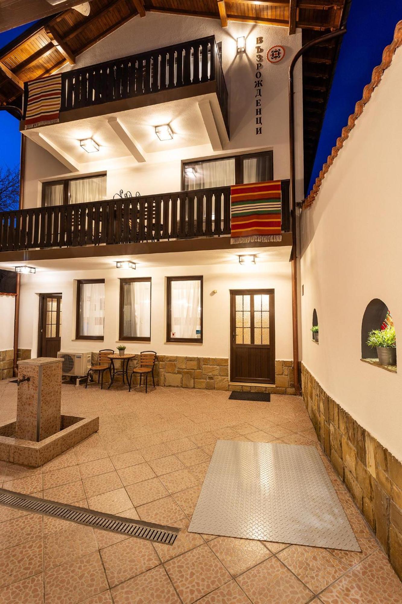 Complex Vazrozhdentsi Hotel Tryavna Luaran gambar